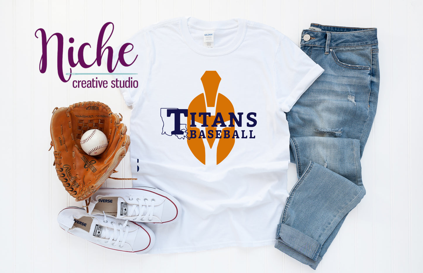 -BAS1636 Titans Baseball Decal