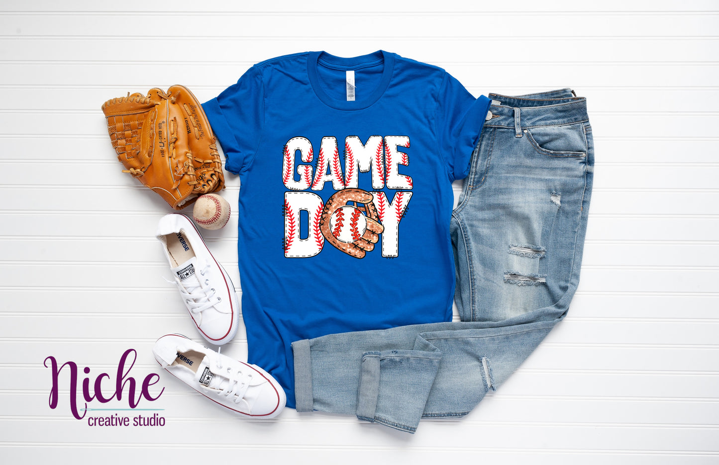 -BAS6011 Game Day with Glove Decal