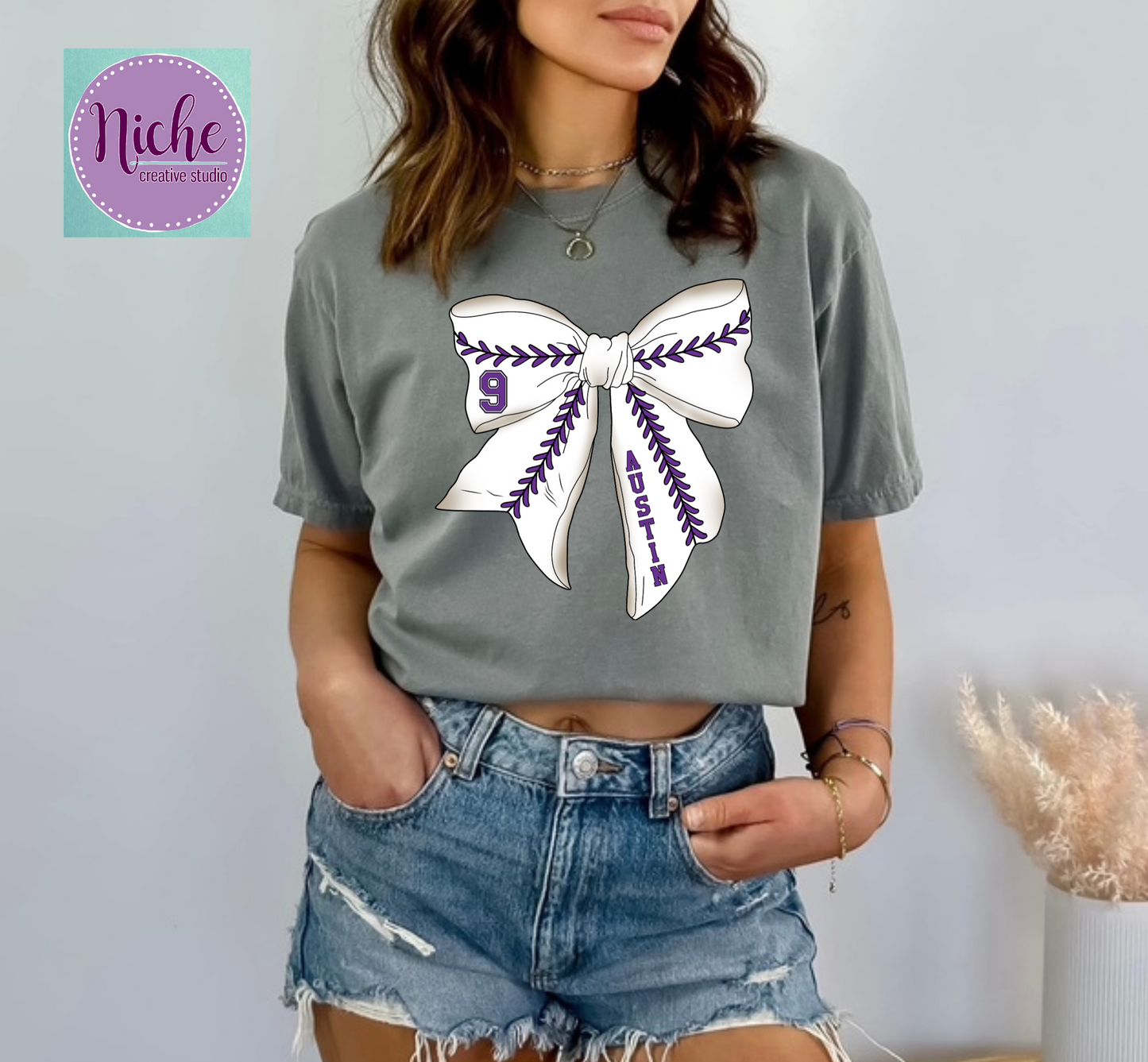 -BAS8200 Customizable Baseball Bow Decal