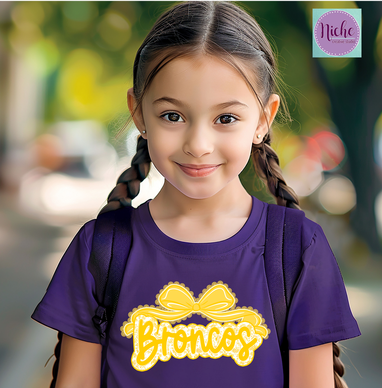 -BRO8208 Broncos with Bow Decal