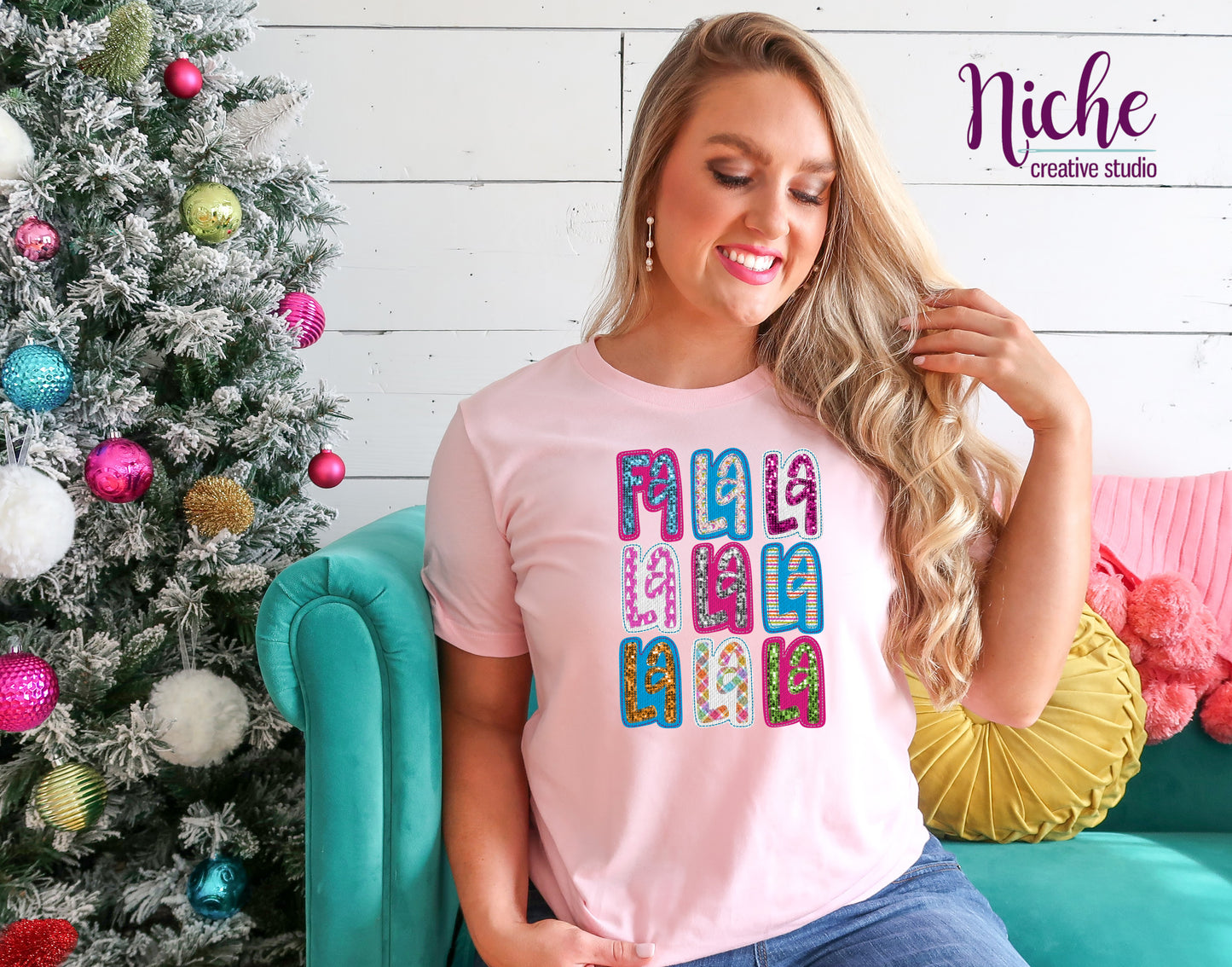 -CHR1050 FaLaLaLa Decal