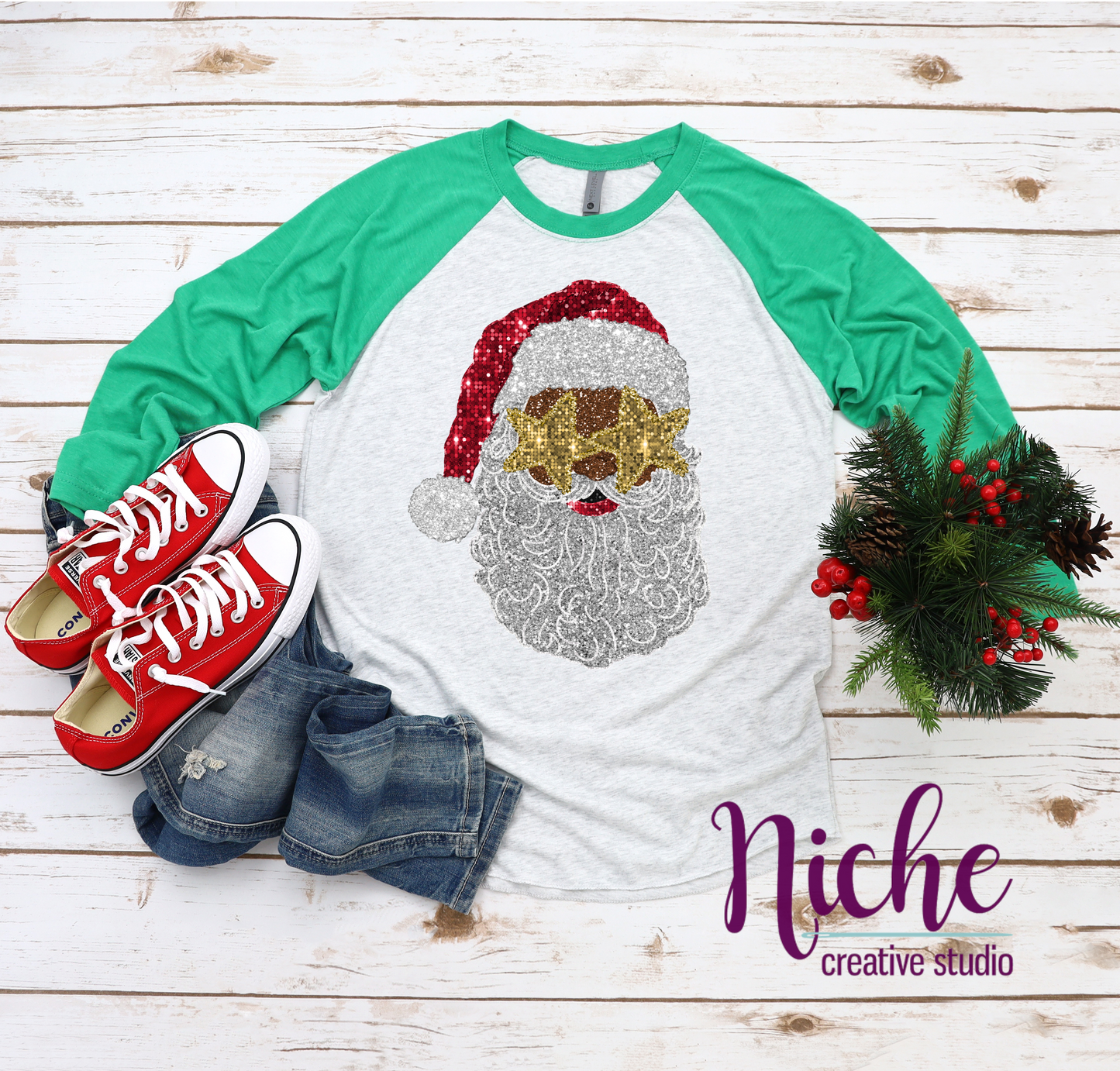 -CHR1053 Sequin Santa Decal