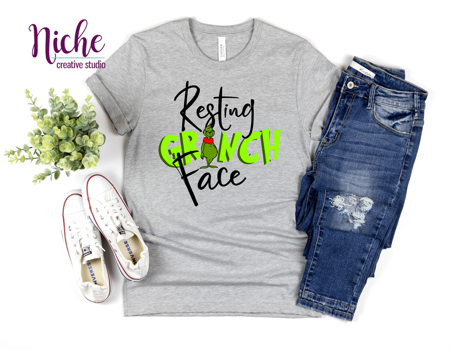 -CHR1066 Resting Grinch Face Decal