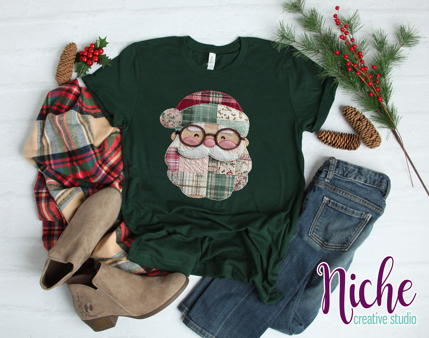 -CHR8430 Patchwork Santa Decal
