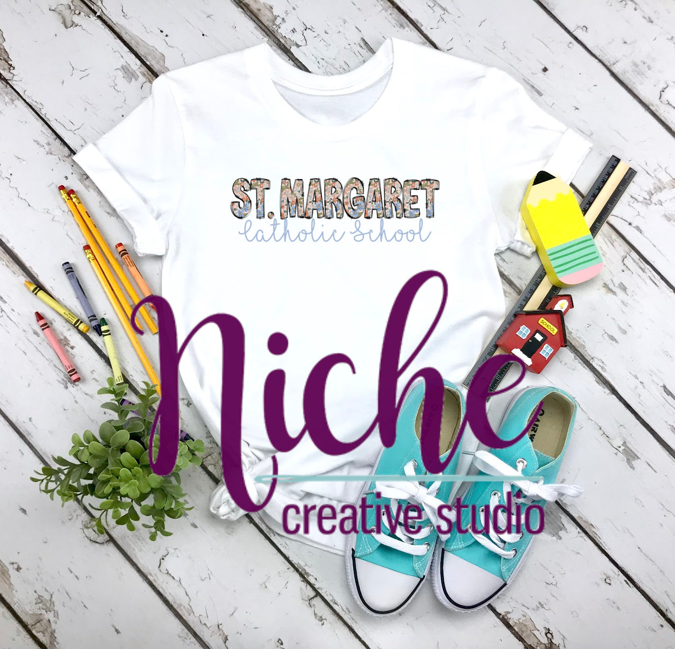 - DOO415 Retro Vintage St Margaret Catholic School Decal