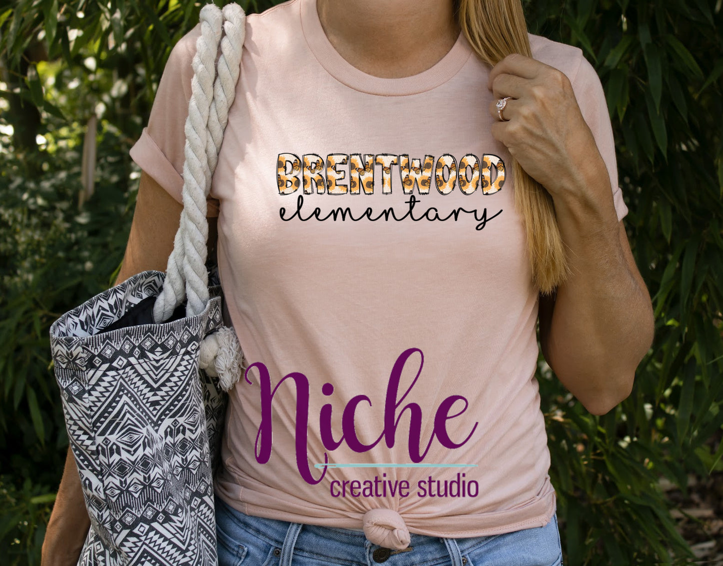 - DOO432 Sunflower and Butterfly Brentwood Decal