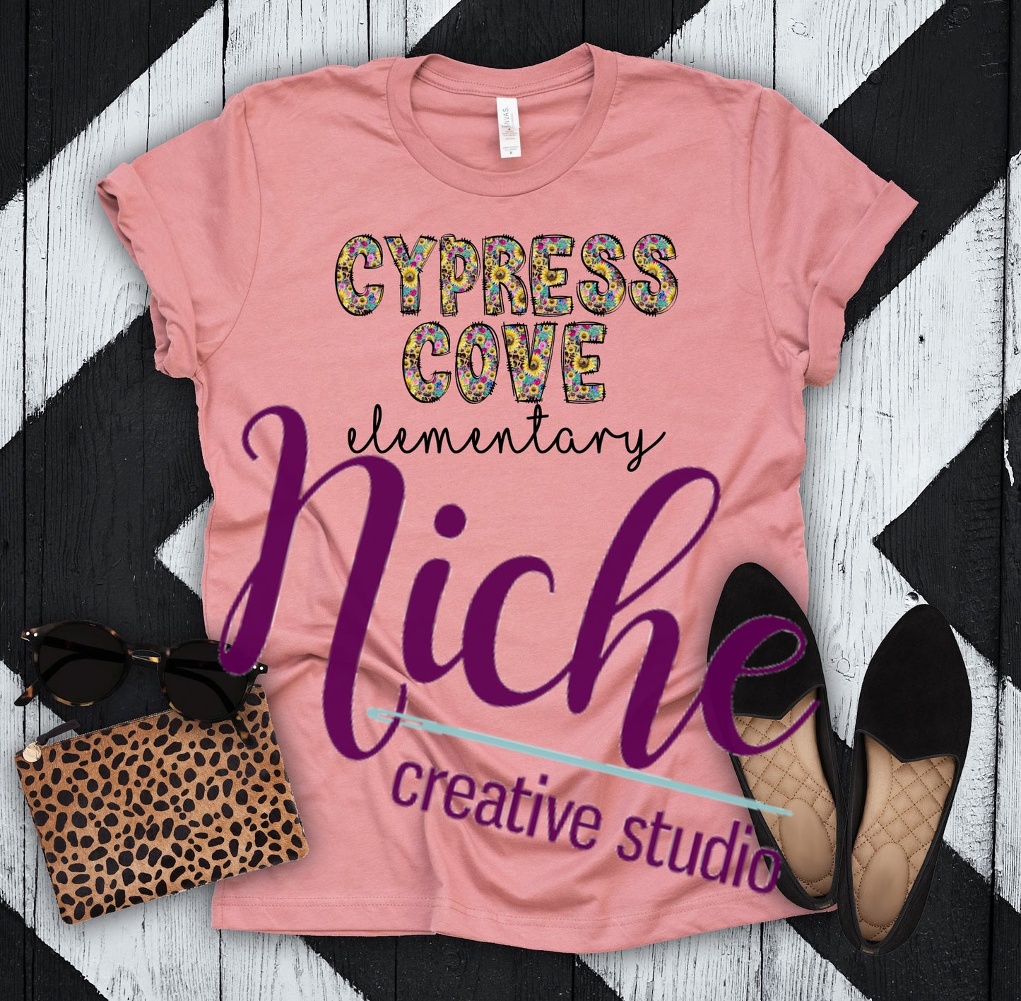 - DOO628 Cypress Cove Sunflower and Roses Decal