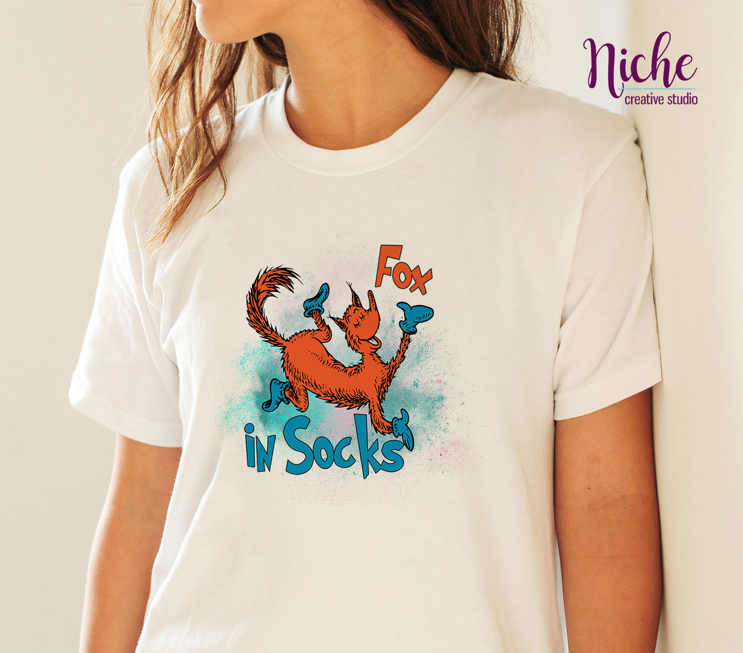 -DRS1076 Fox In Socks Decal