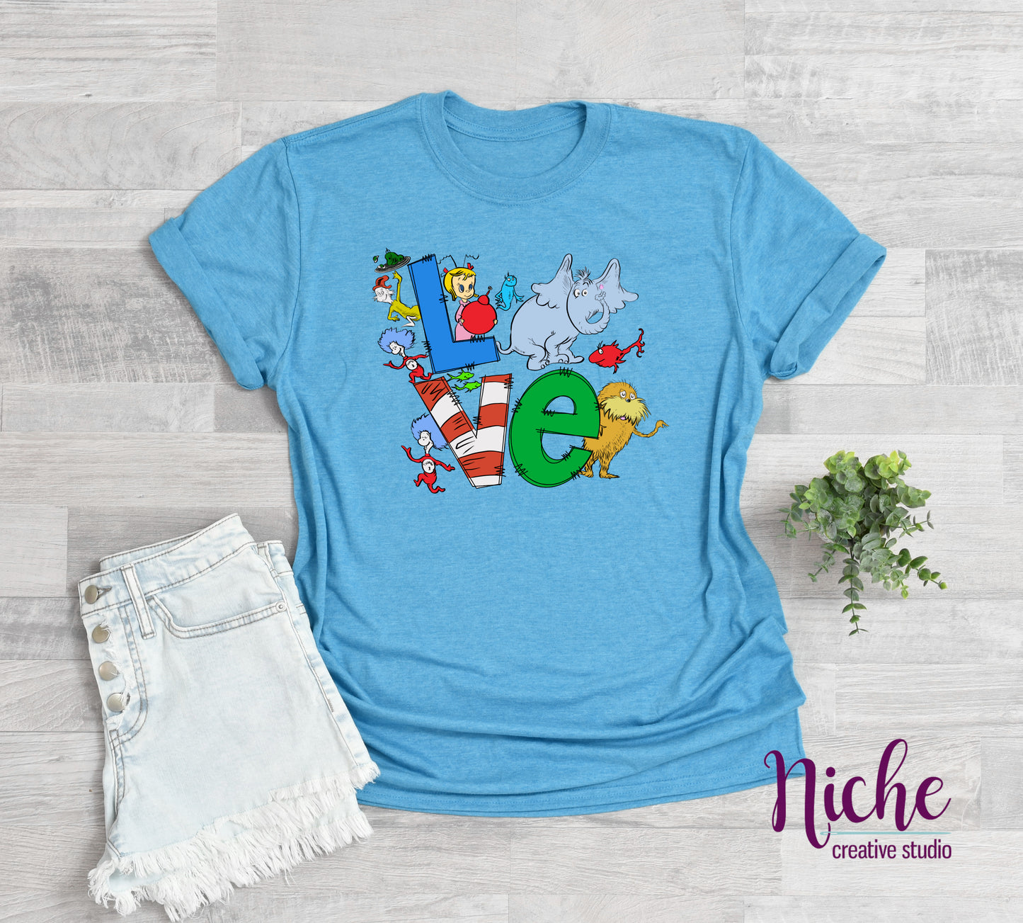 -DRS1126 Love Seuss Decal