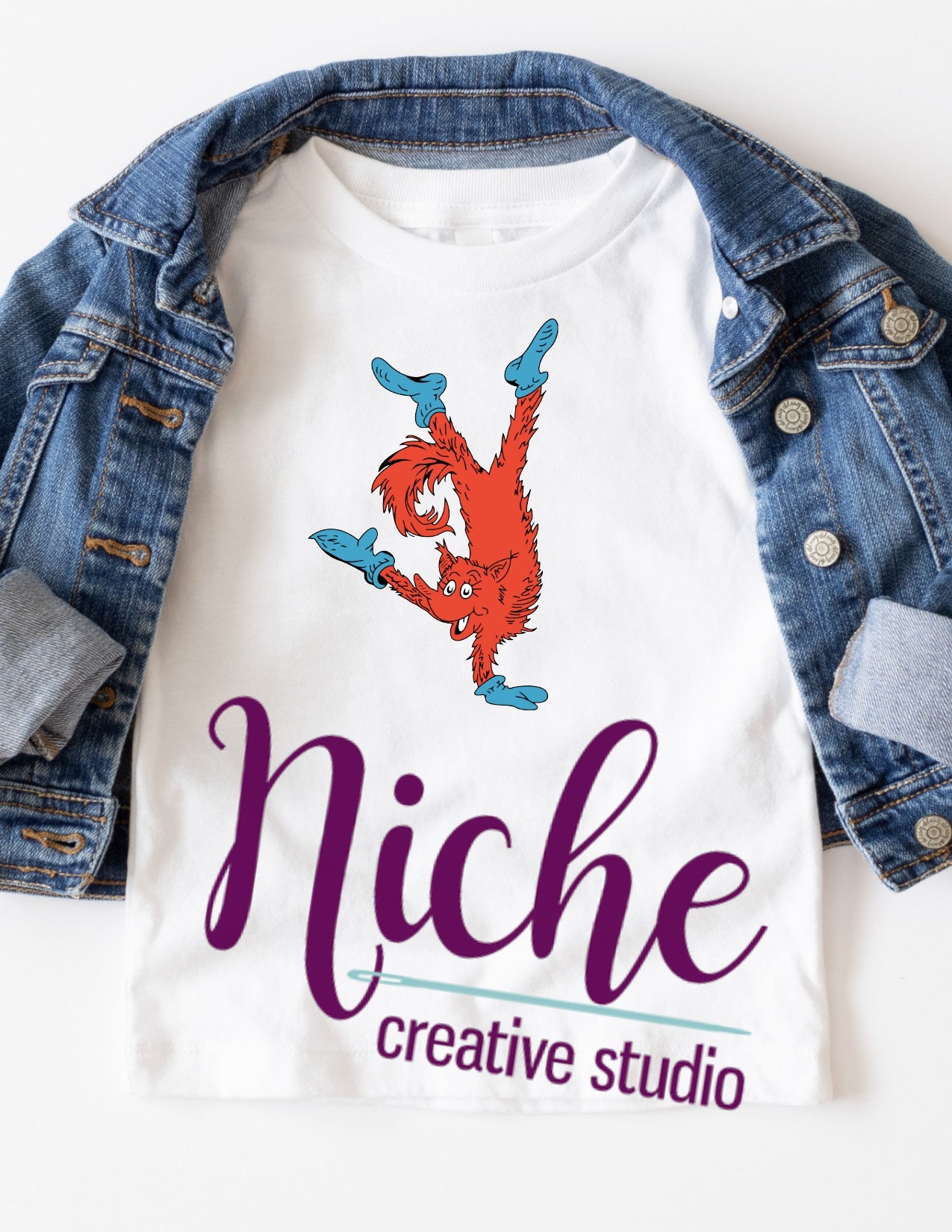 -DRS1383 Fox in Socks Handstand Decal