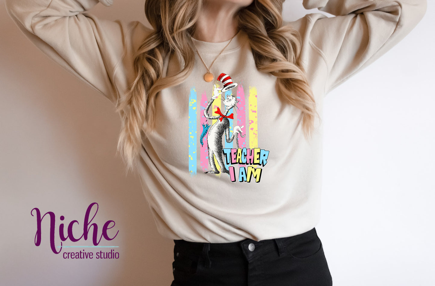 -DRS1644 Teacher I am Decal