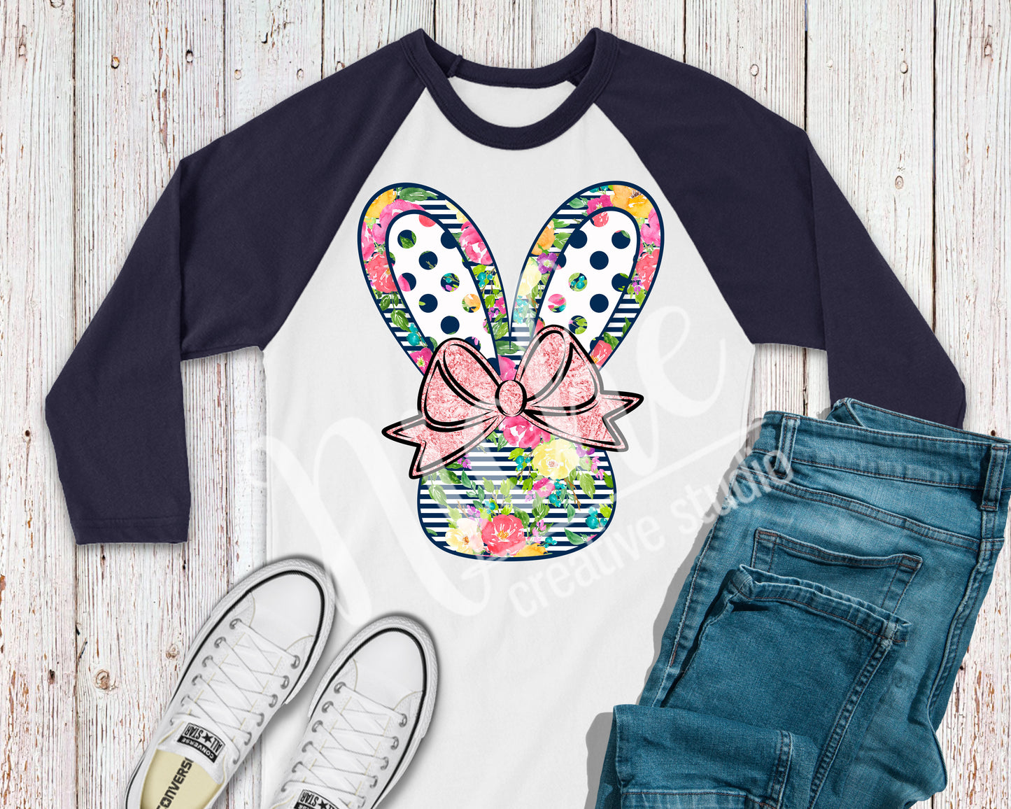 -EAS2521 Navy Bow Bunny Decal