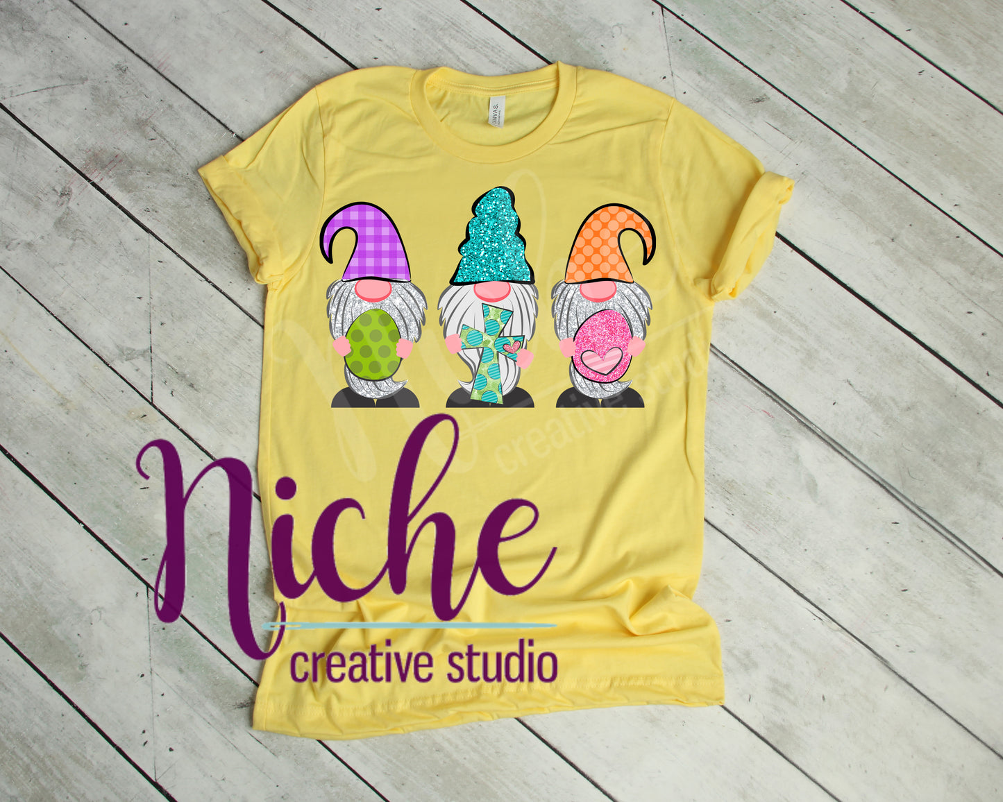 -EAS2531 Easter Gnome Decal