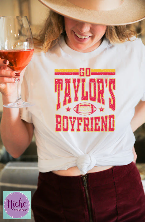 -FOO1585 Go Taylor's Boyfriend Distress Decal