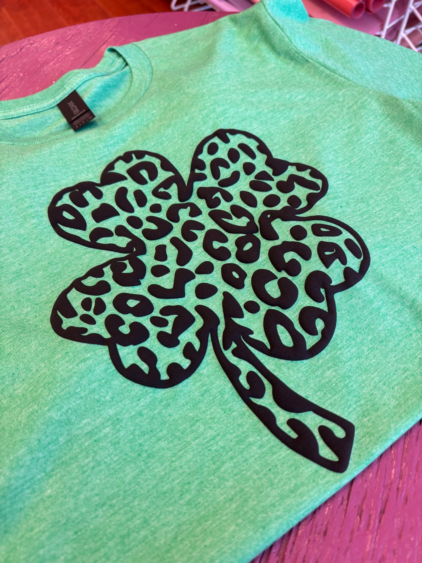 - LEOPARD CLOVER Puff Vinyl Decal