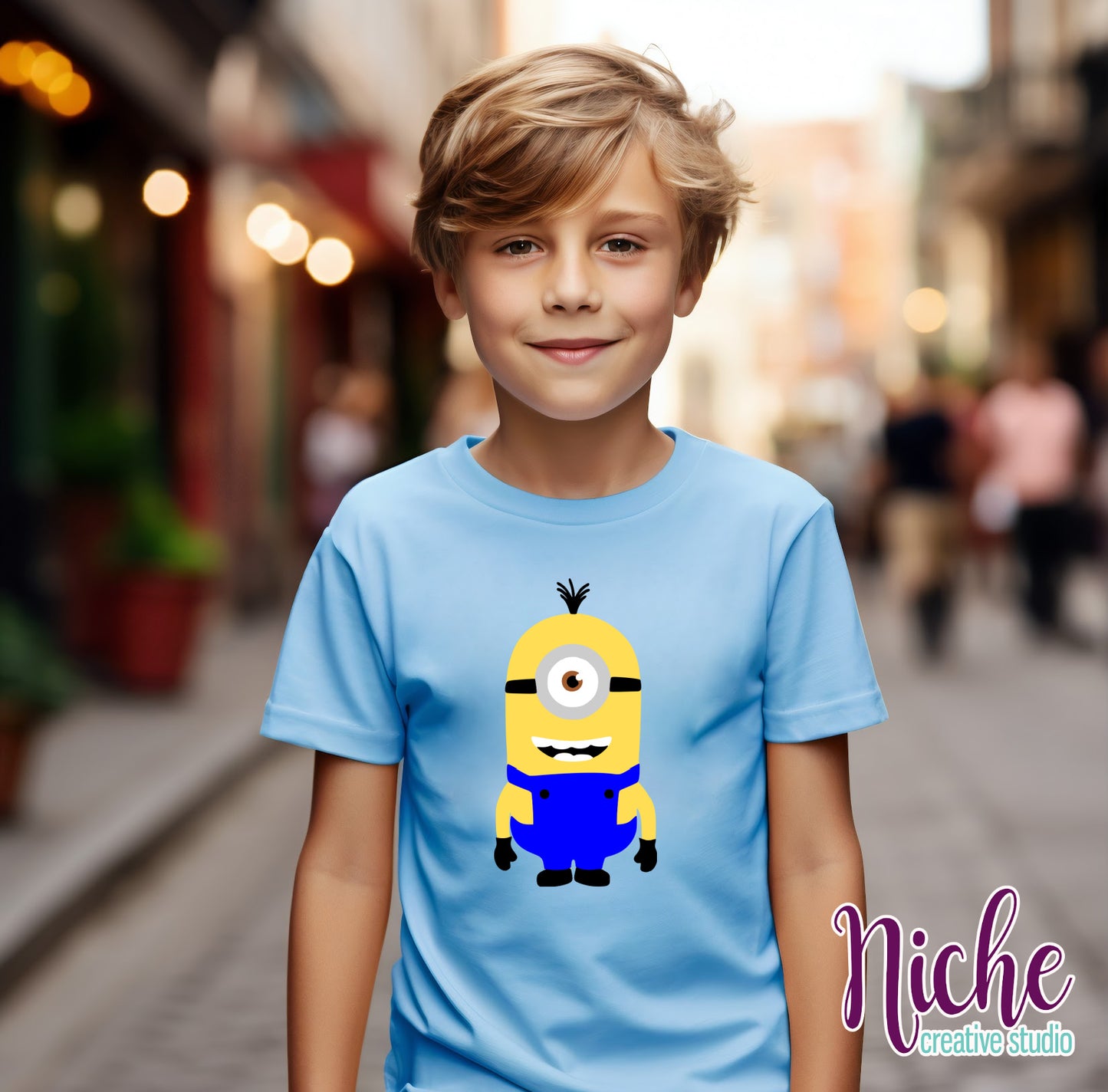 -KID8605 Minion Decal