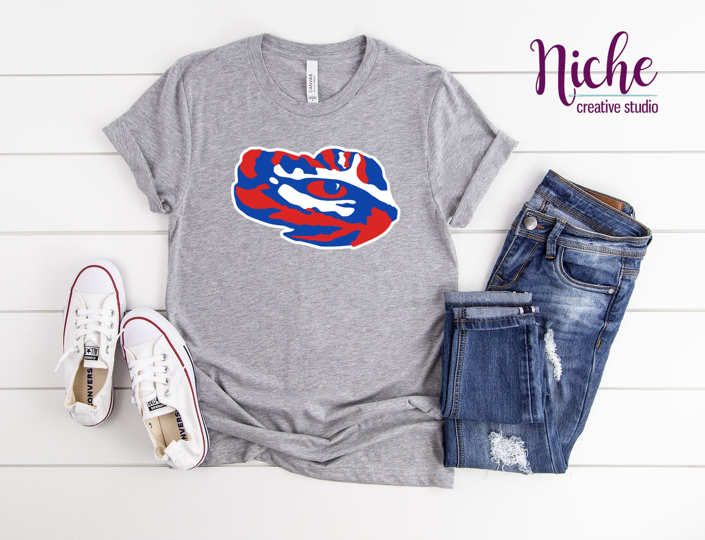 -LAK750 Lake Arthur Eye Decal