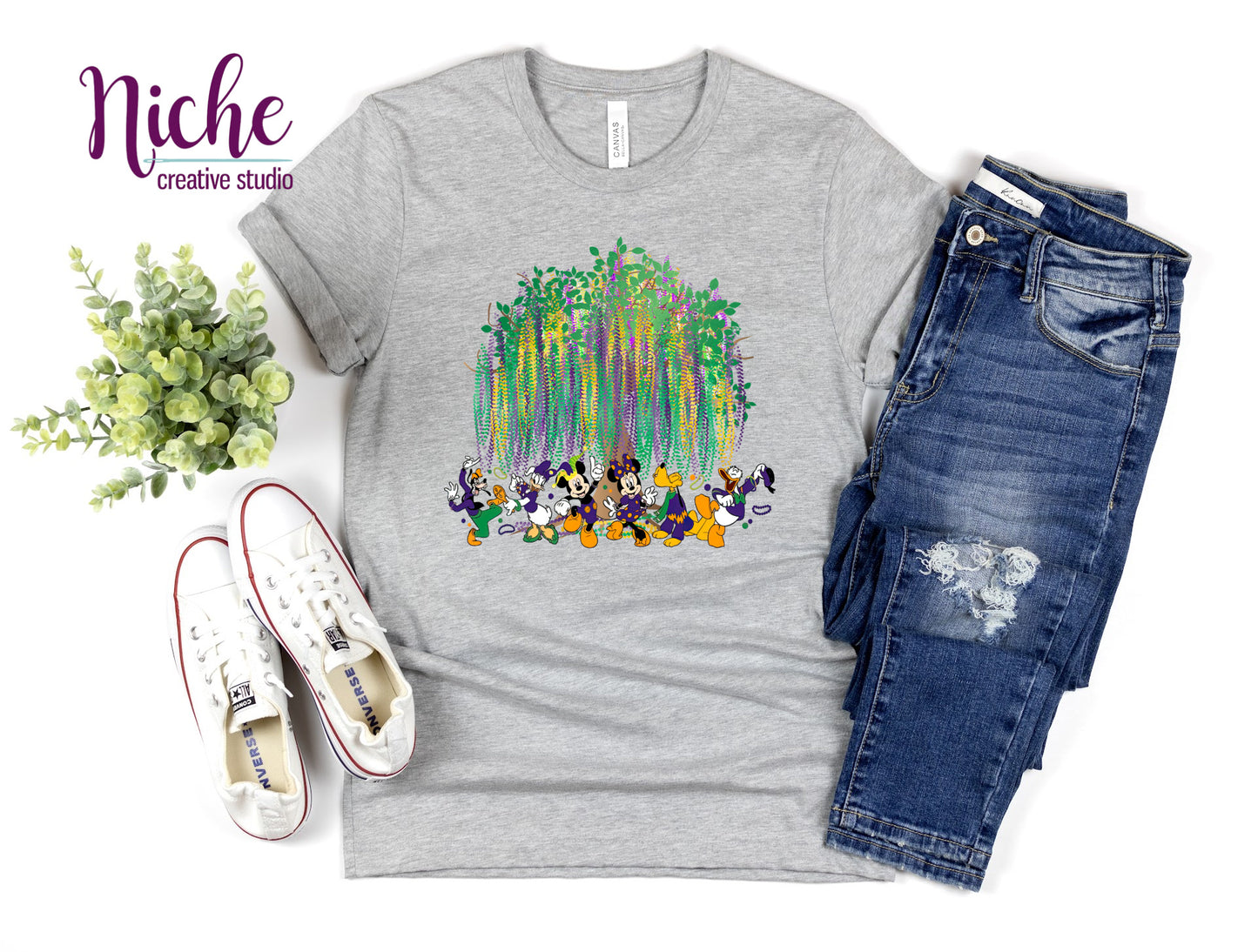 -MAR1607 Mouse and Friends Mardi Gras Tree Decal