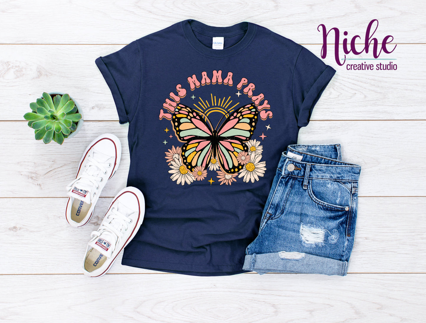 -MOM5124 This Mama Prays Decal