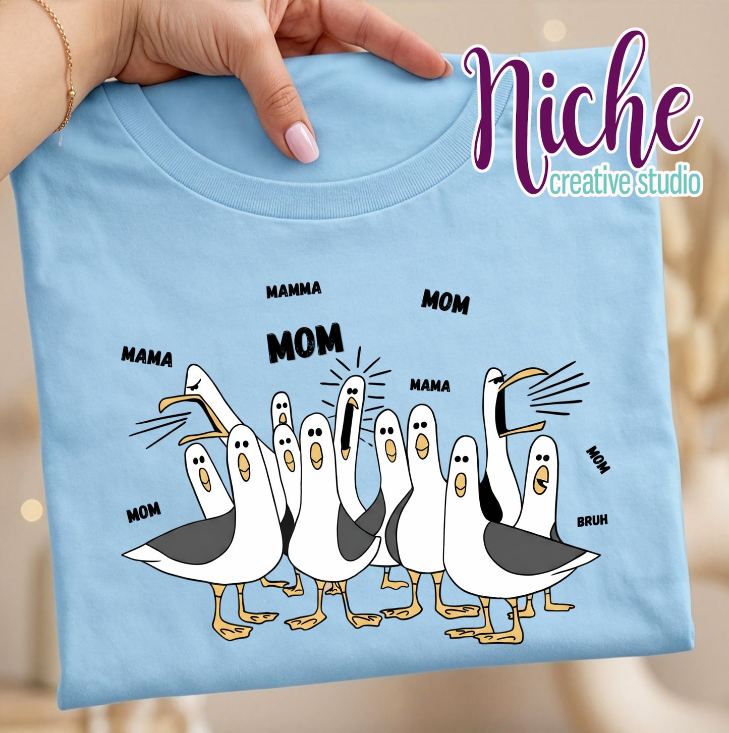 -MOM8231 Mom Seagulls Decal