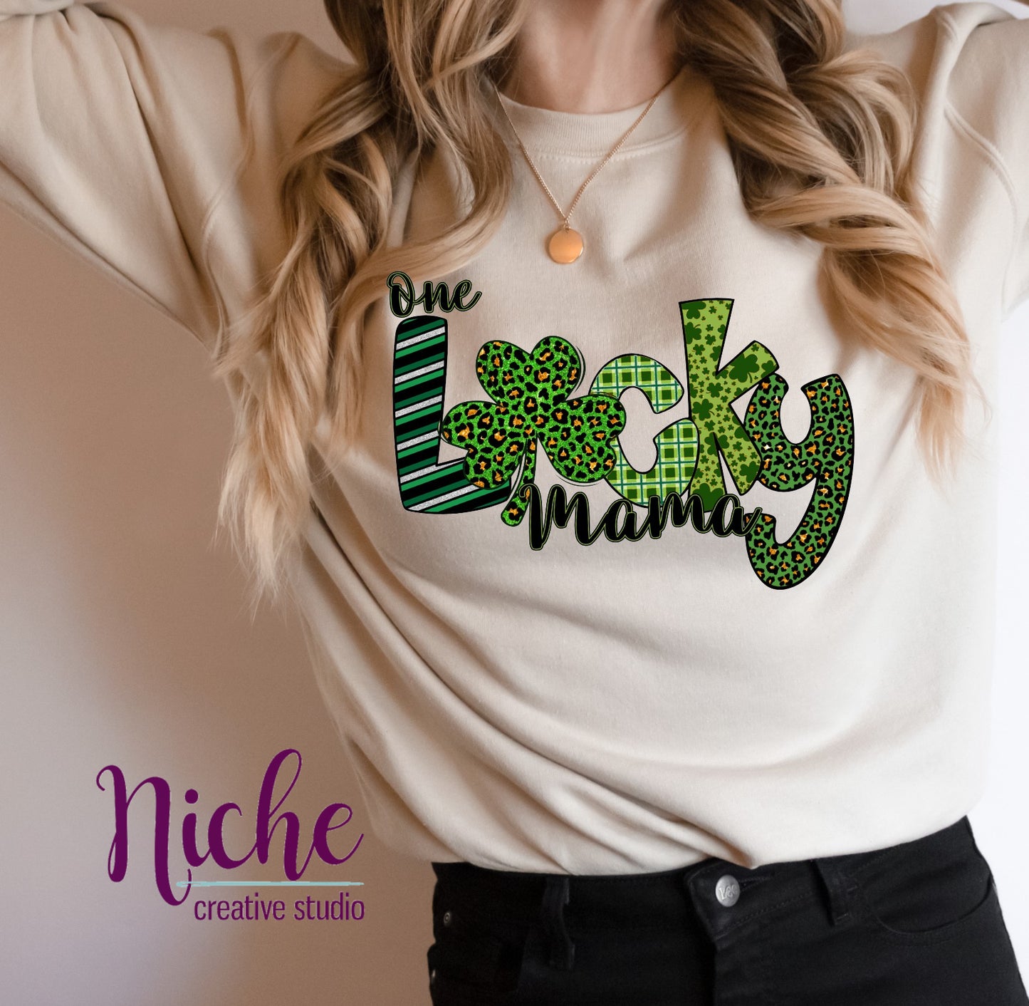 -STP2765 Lucky Mama Decal