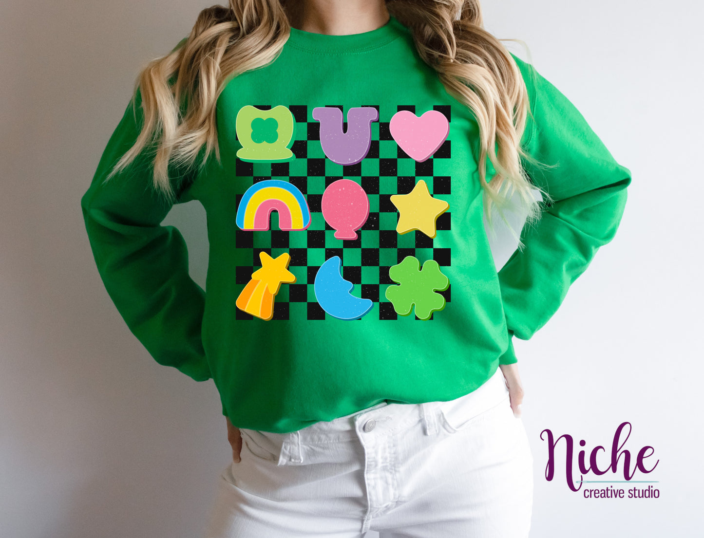 -STP8026 Checkered Lucky Charm Decal