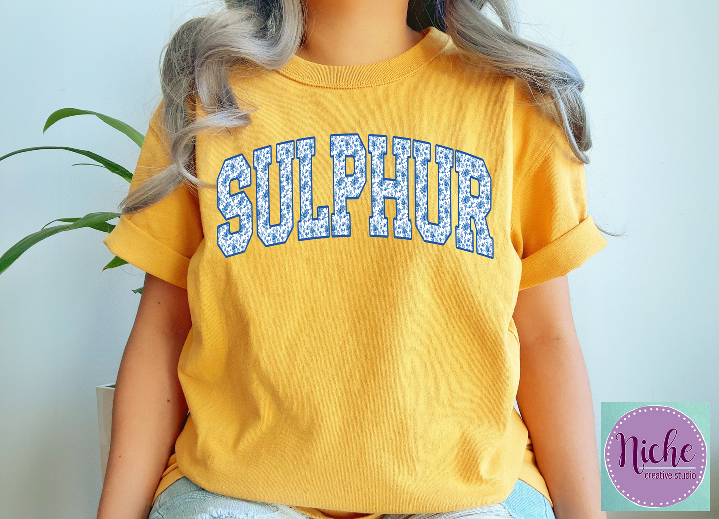 -SUL8261 Sulphur Blue Floral Toile Decal