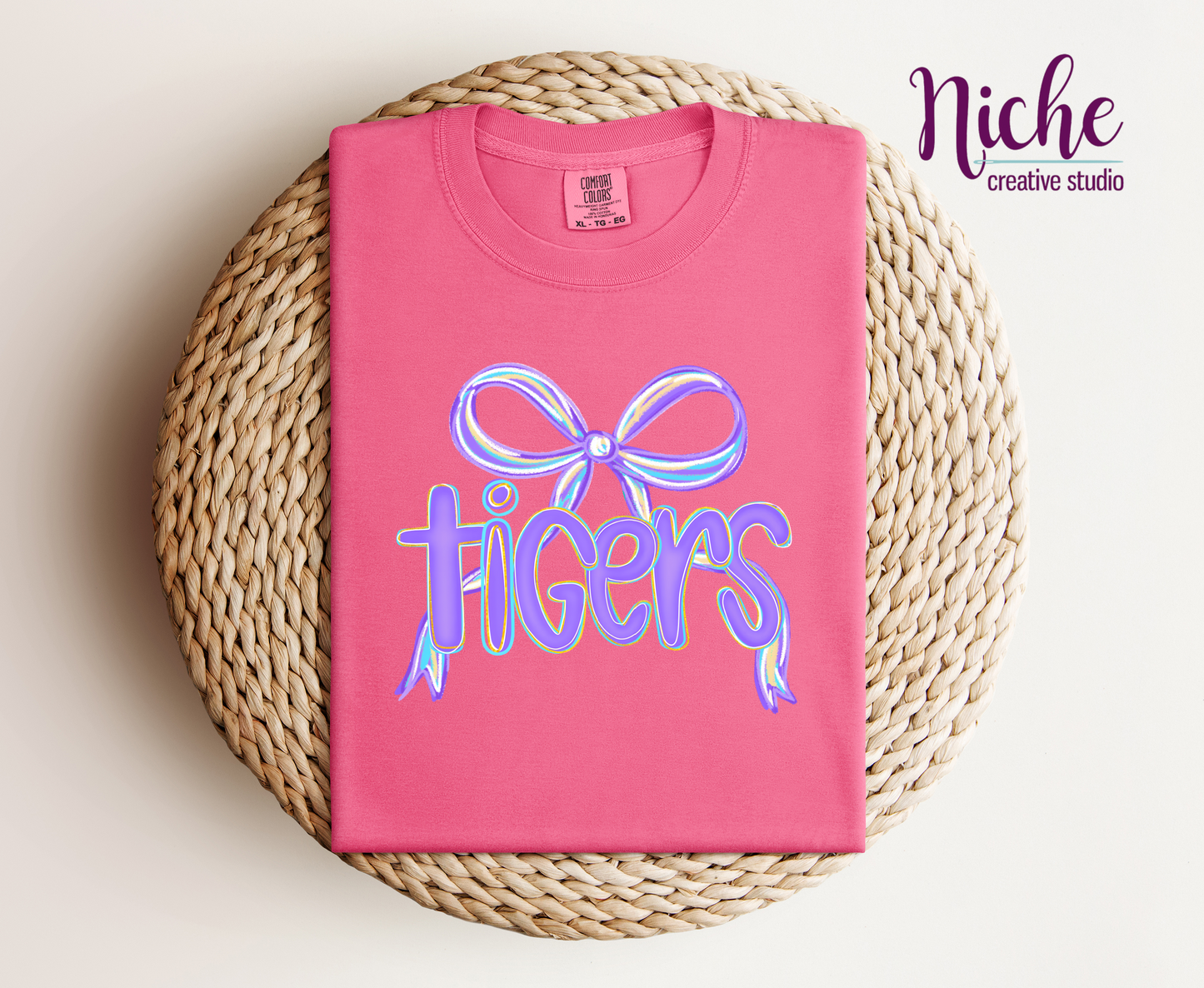 -TIG8216 Tigers Preppy Bow Decal