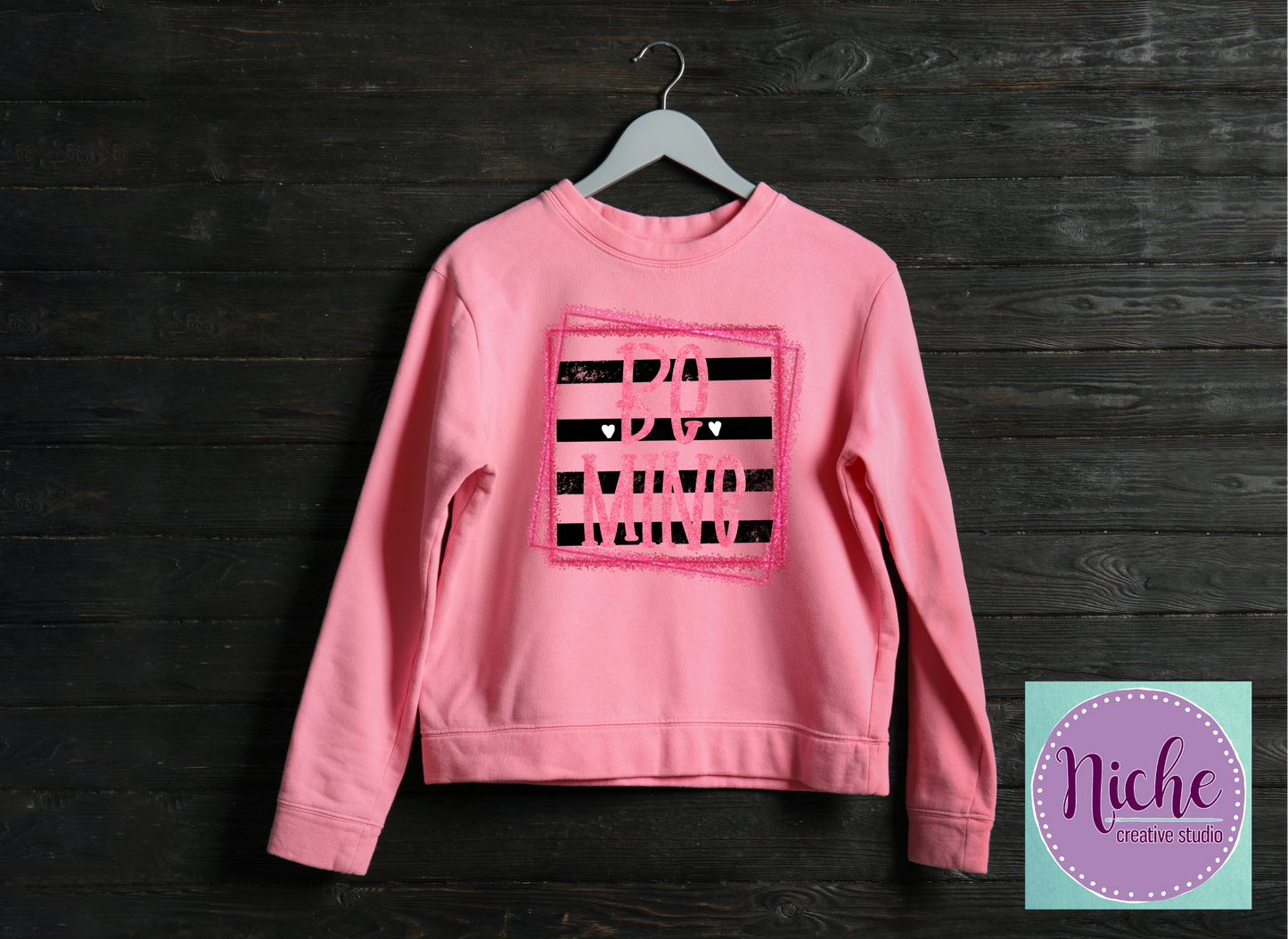 -VAL5661 Be Mine Decal