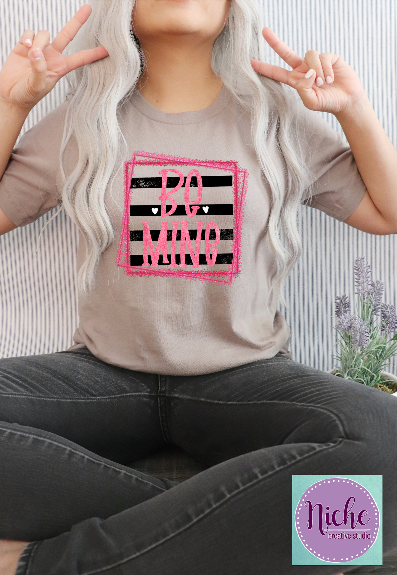 -VAL5661 Be Mine Decal