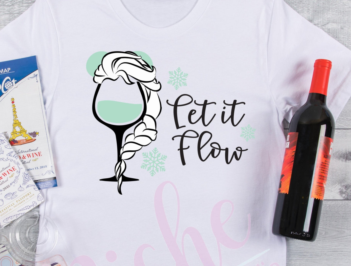 * Elsa Drinking Wine Decal