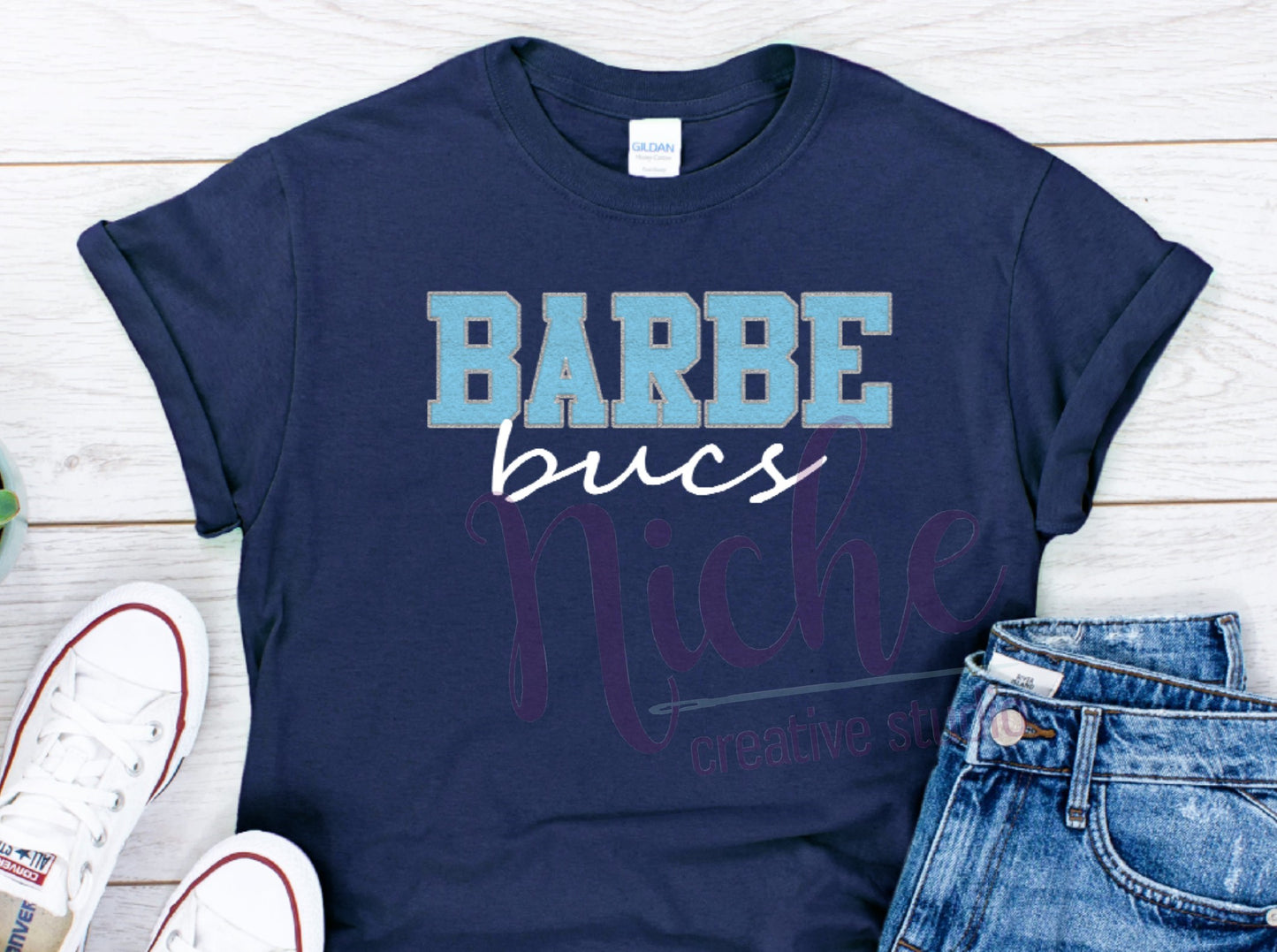 - BAR633 Barbe Chenille Decal