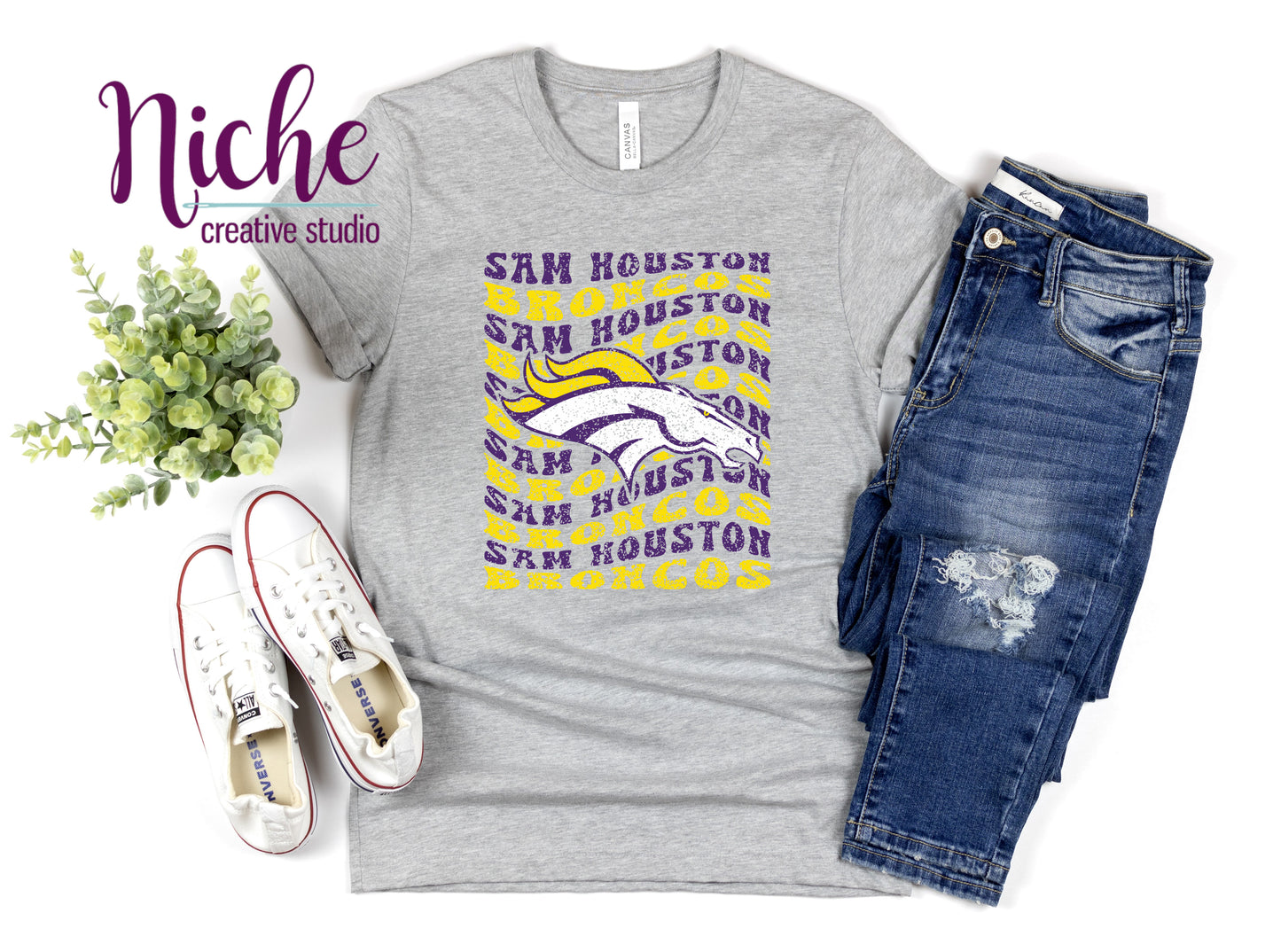 -BRO490 Broncos Distress Decal