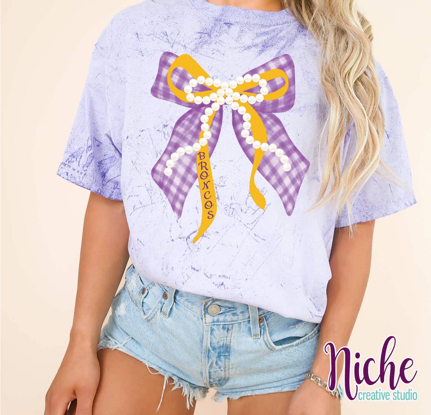 -BRO8425 Pearl Bow Broncos Decal