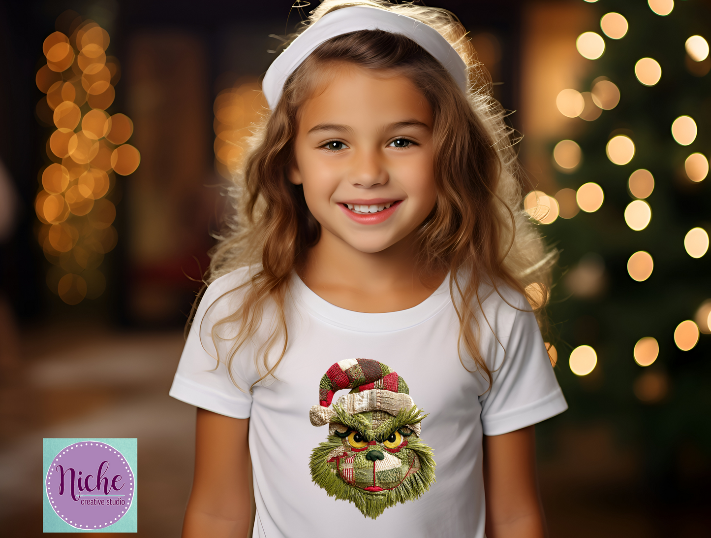 -CHR8447 Grinch Crochet Decal