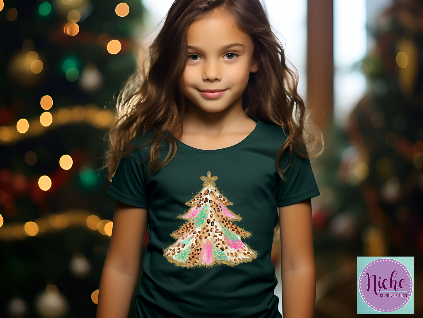 -CHR8479 Pretty Christmas Tree Decal