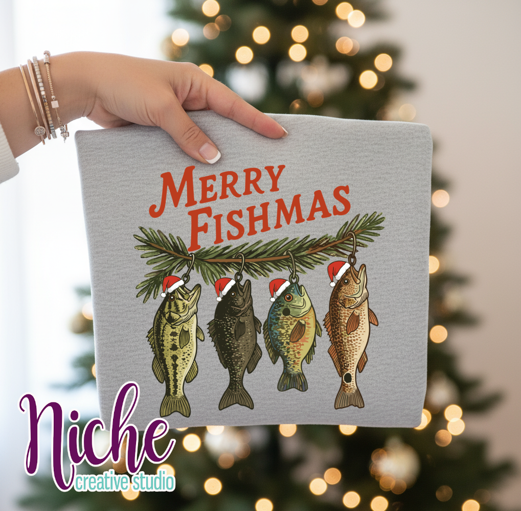-CHR8566 Merry Fishmas Decal