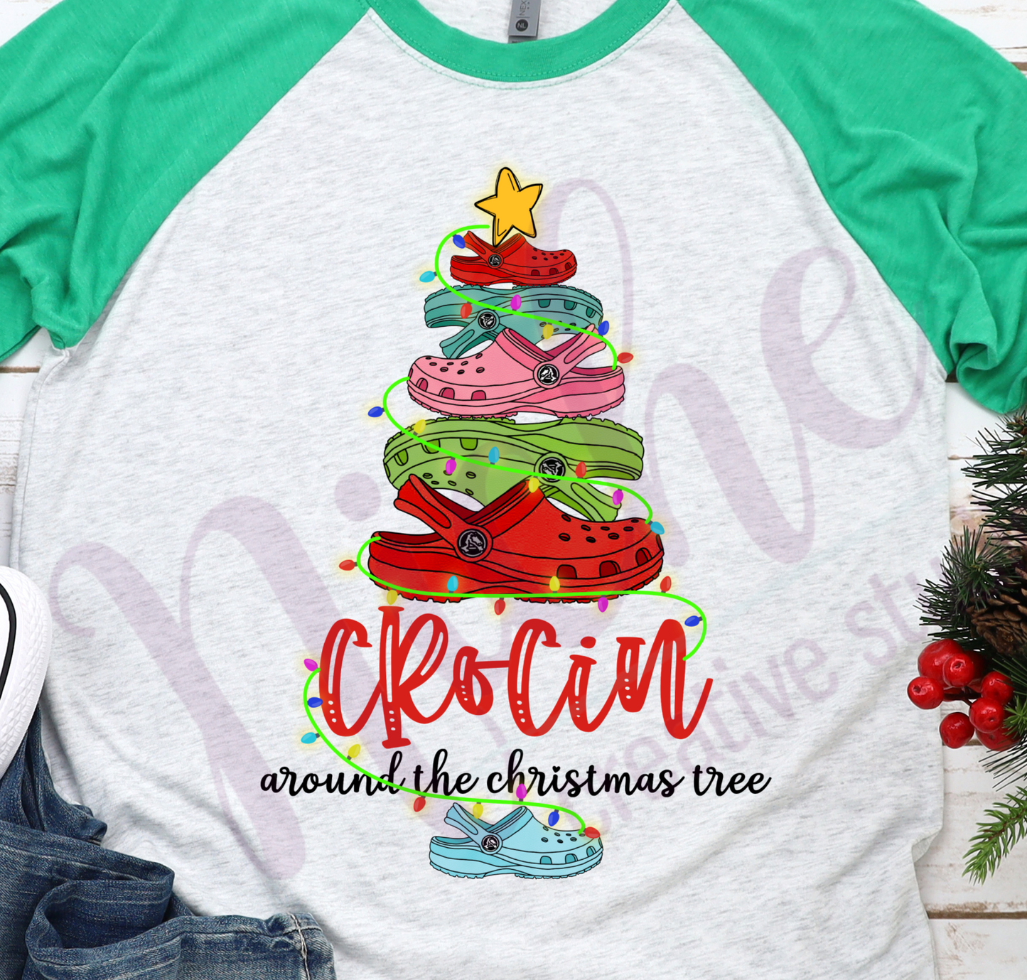 - CHR2582 Crockin around the Christmas tree decal