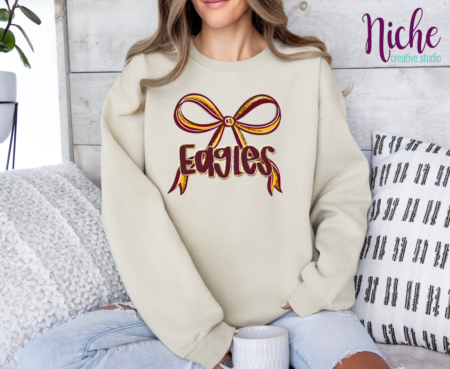 -FBC3393 Eagles Preppy Bow Decal