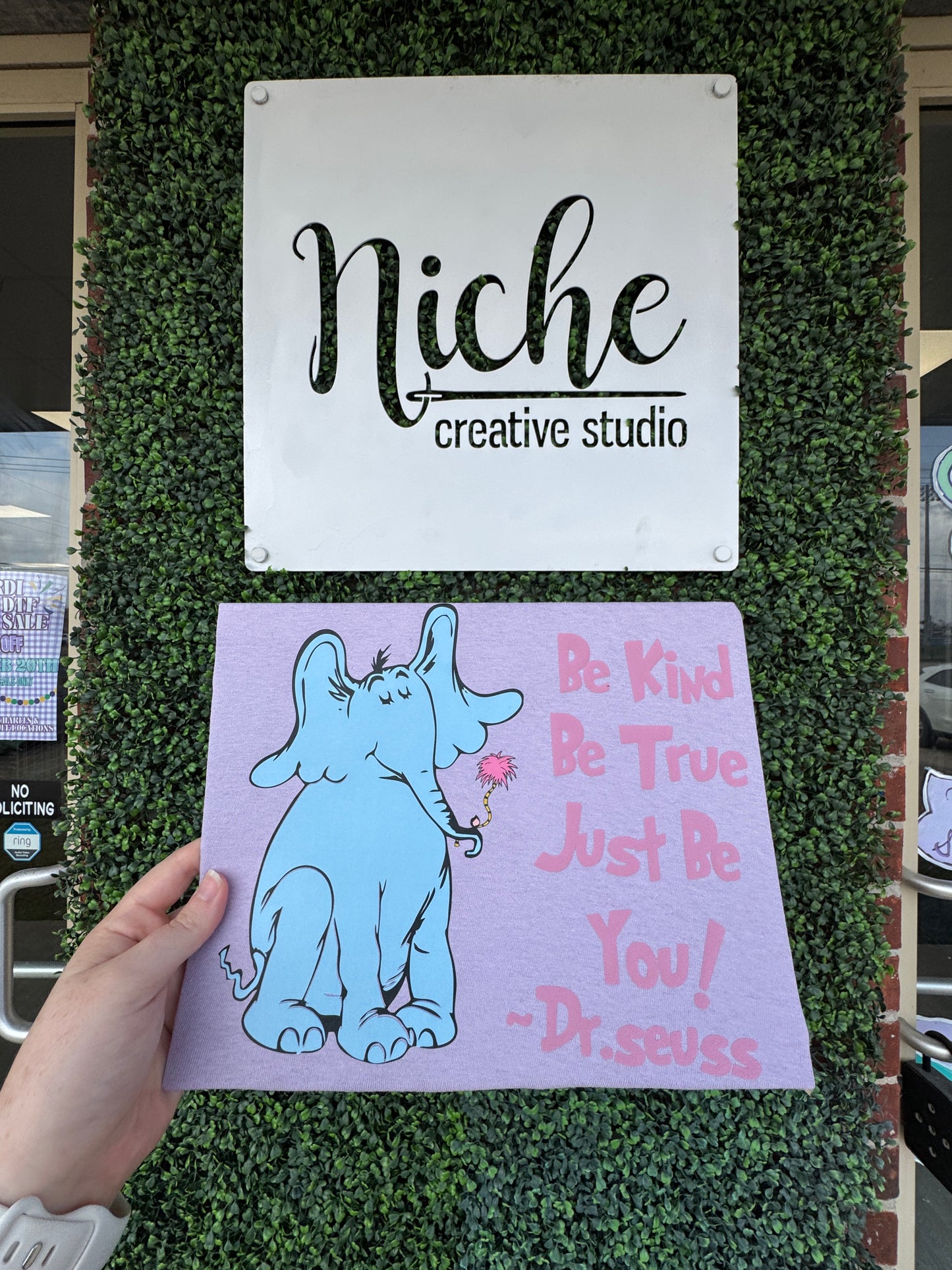 Horton Be Kind Puff Decal