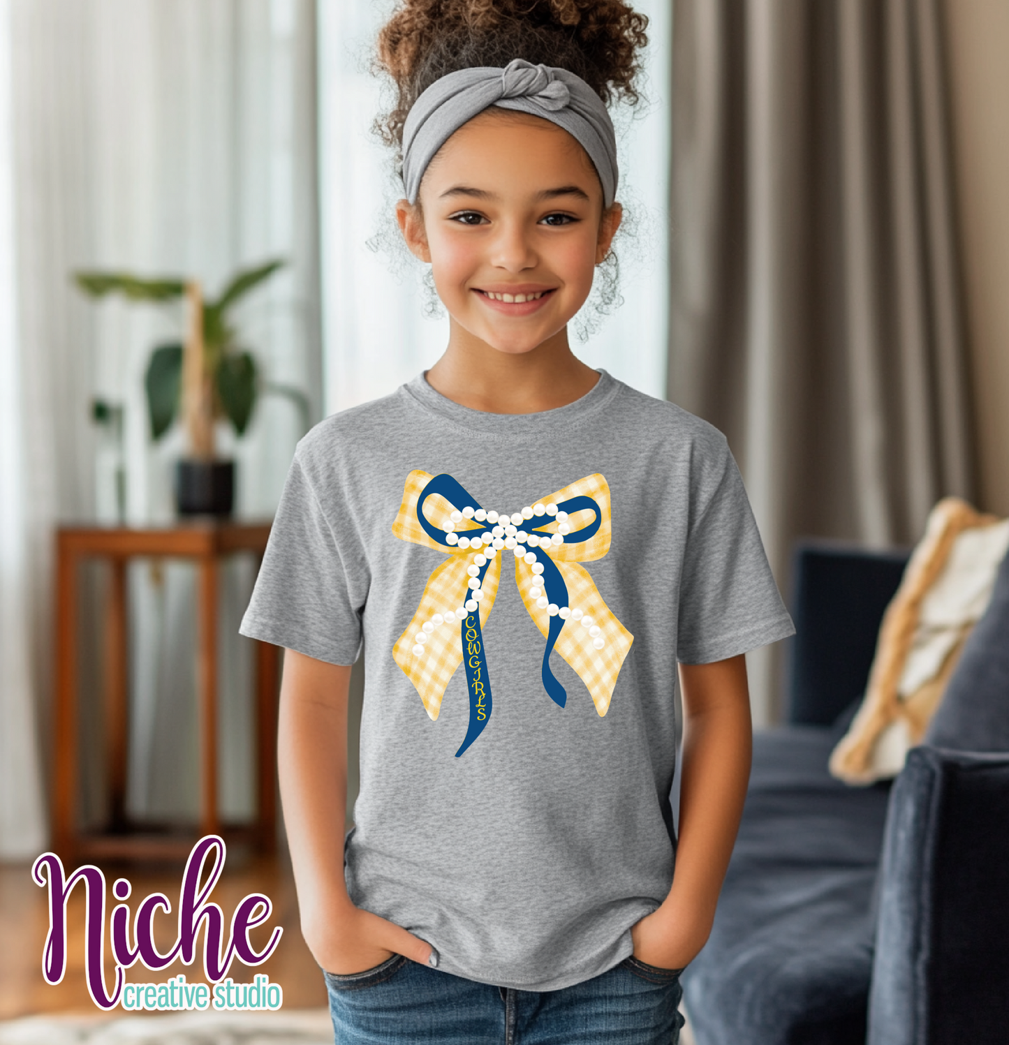 -MCN3407 Cowgirls Pearl Bow Decal