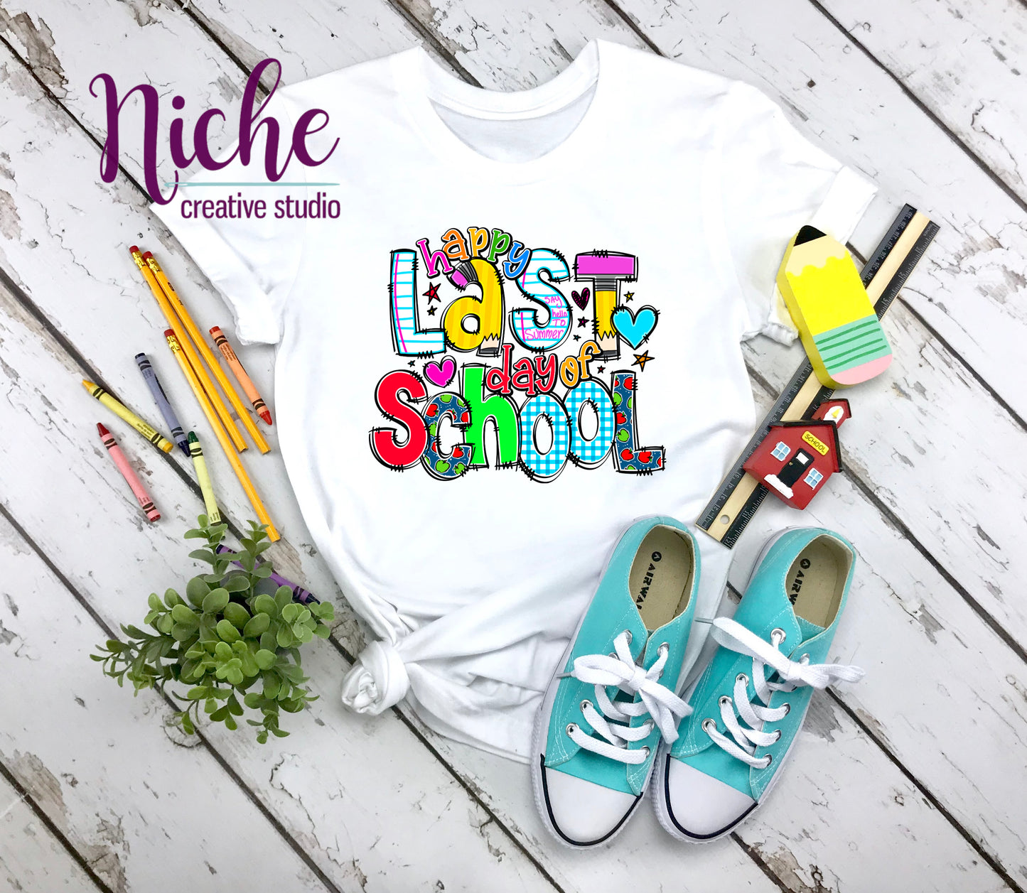 -SCH1813 Last Day of School Decal