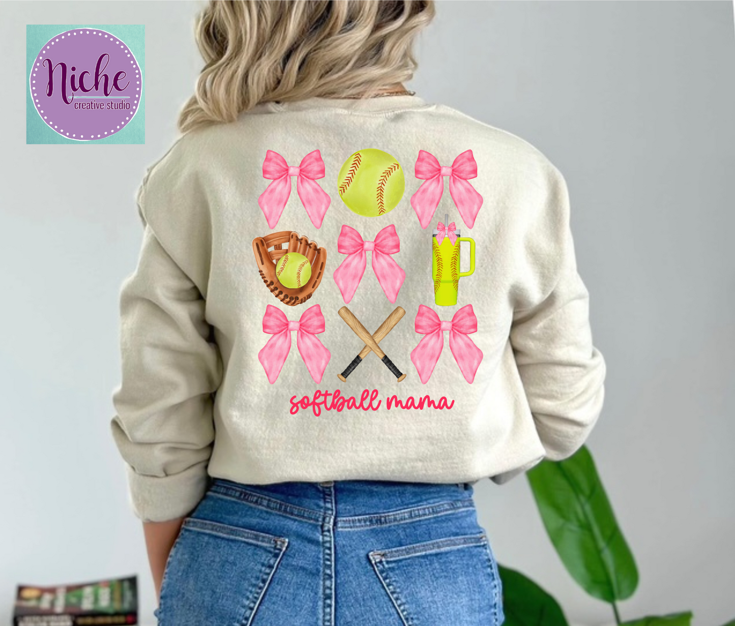 -SOF1776 Softball Mama and Bows Decal