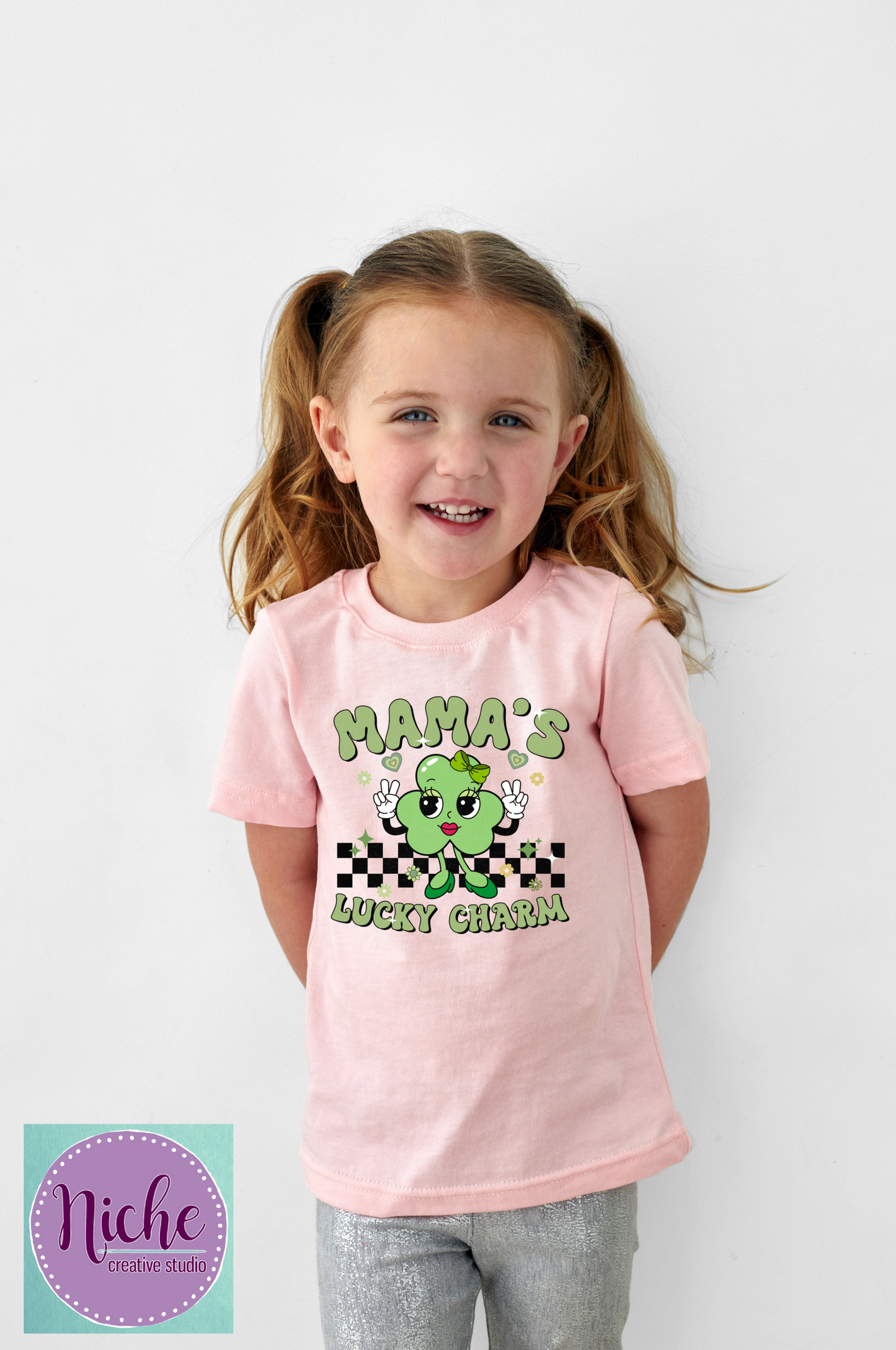 -STP8036 Mamas Lucky Charm Decal